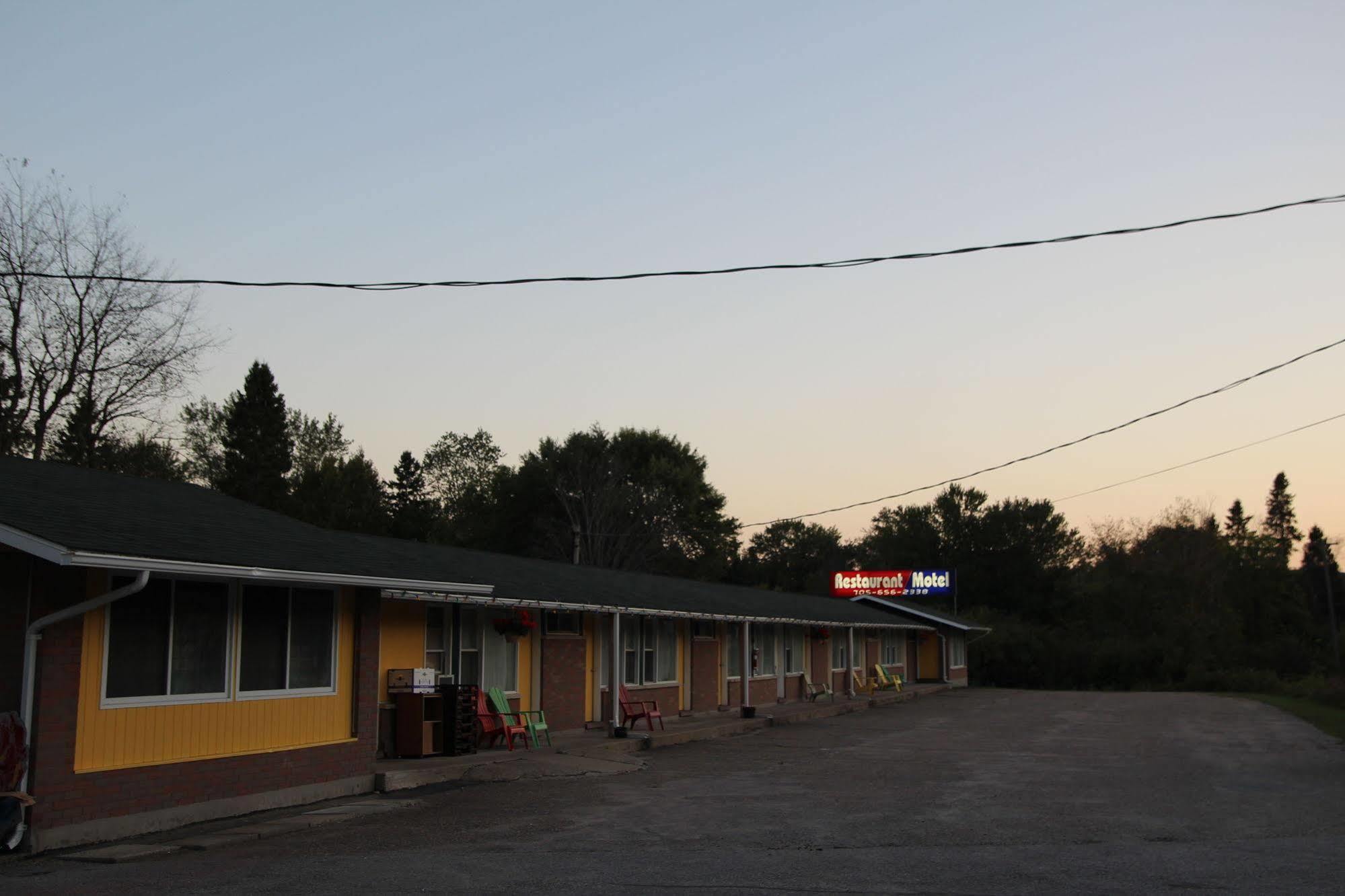 Apsley Inn And Restaurnt Dış mekan fotoğraf